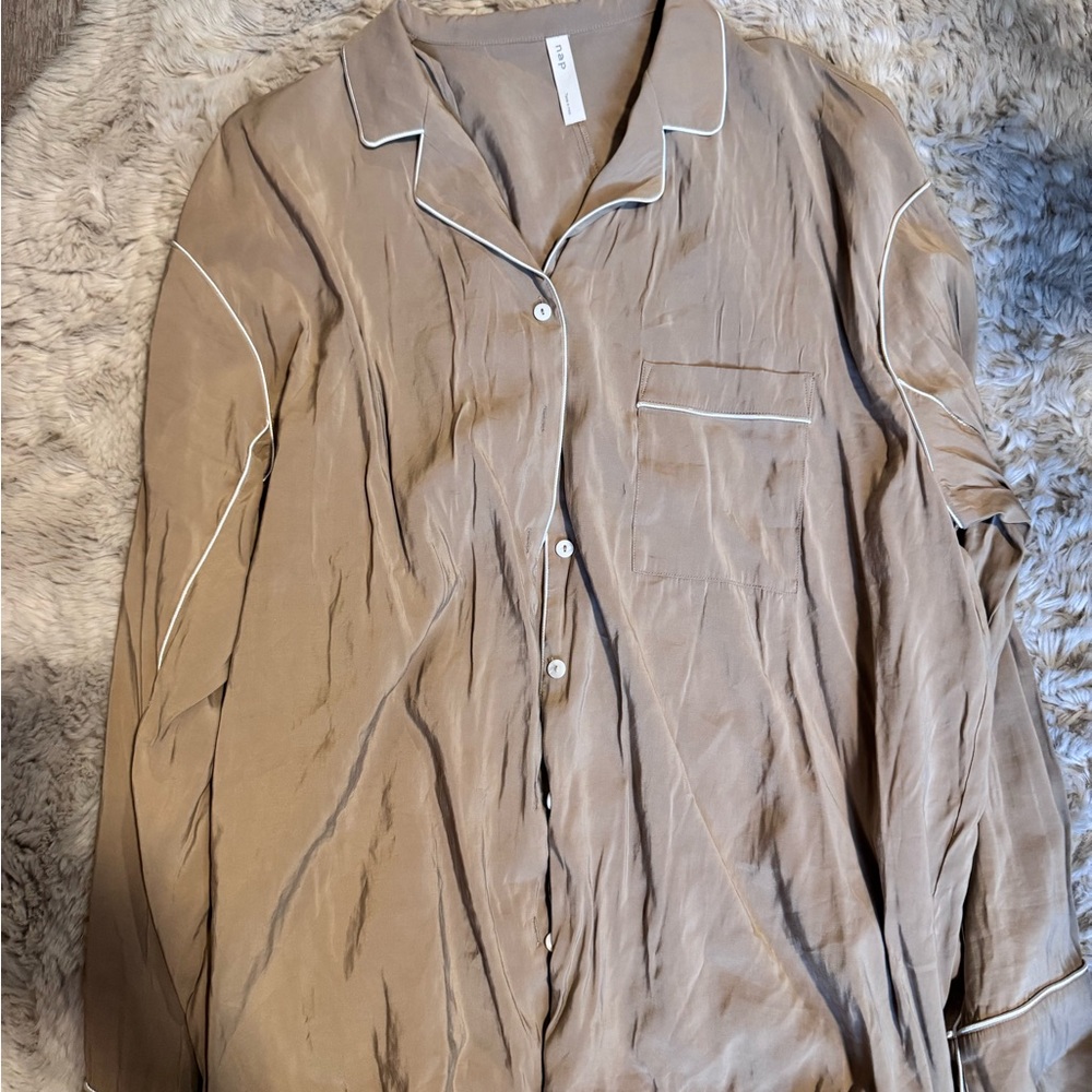 Nap loungewear piped sleep shirt